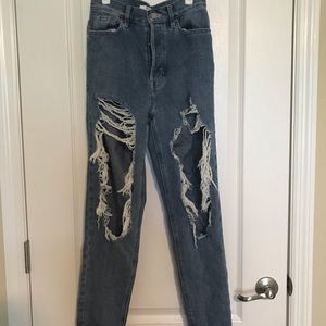 Pacsun ripped mom jeans!